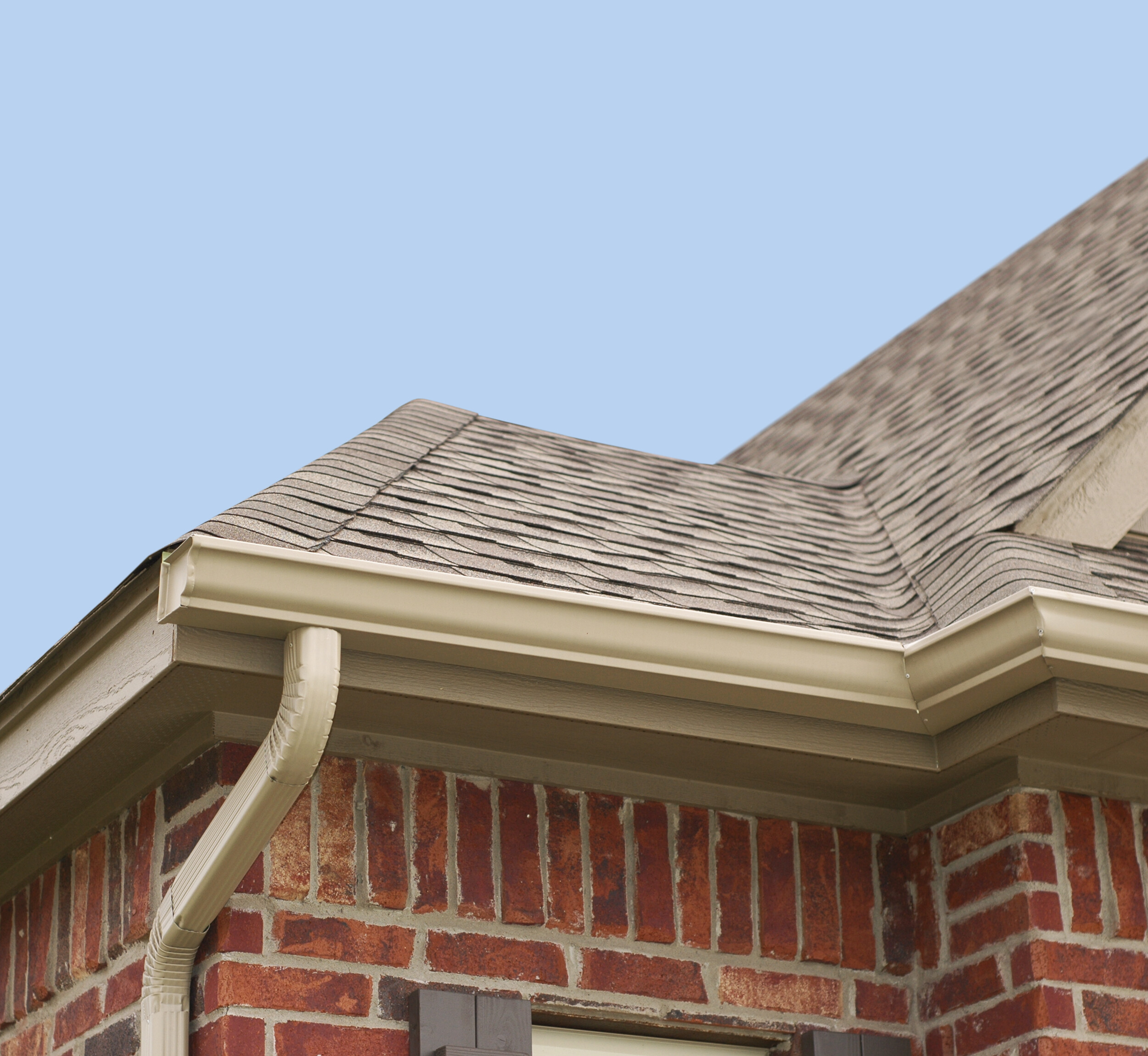 Roof/Gutter home Roof/Gutter home
